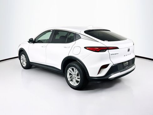 Used 2025 Buick Envista Preferred image 5