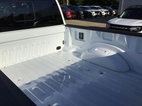 New 2026 Ford F250 XLT w/ FX4 Off-Road Package AWD/4WD image 13