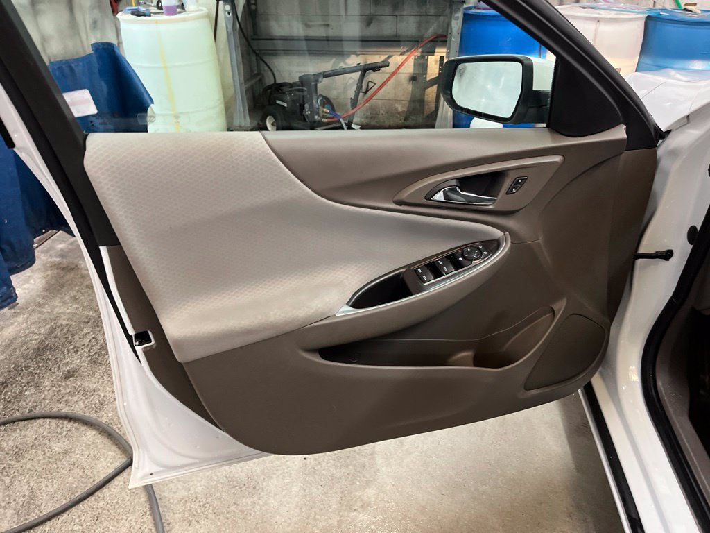 Used 2025 Chevrolet Malibu LT FWD image 20