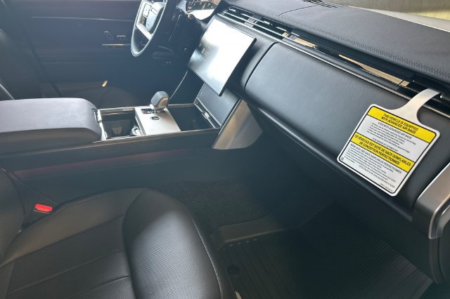 New 2026 Land Rover Range Rover Long Wheelbase SE AWD/4WD image 14