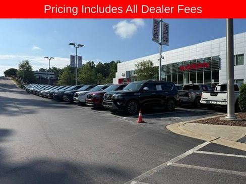 Used 2016 Nissan Altima 2.5 SL w/ 2.5 Technology Package FWD image 9