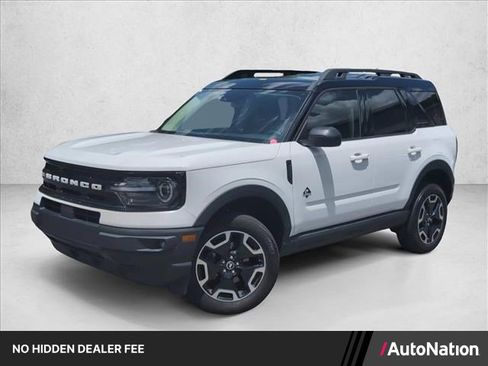 Used 2023 Ford Bronco Sport Outer Banks w/ Tech Package AWD/4WD image 1