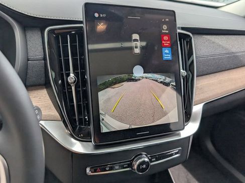 New 2026 Volvo XC90 T8 Core w/ Protection Package image 14