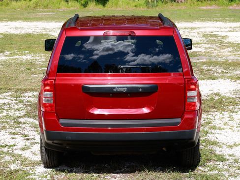 Used 2012 Jeep Patriot Sport image 9