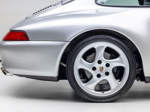 Used 1998 Porsche 911 Carrera S RWD image 18