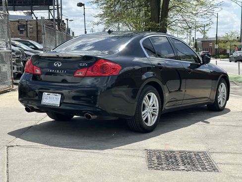 Used 2012 INFINITI G37 x w/ Premium Pkg image 5