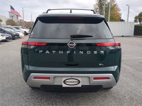Used 2022 Nissan Pathfinder SL image 5