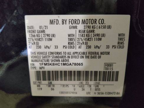 Used 2021 Ford Explorer Platinum w/ Equipment Group 601A AWD/4WD image 33