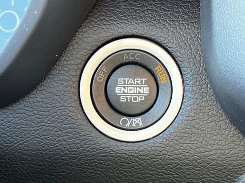 Used 2024 RAM 2500 Big Horn w/ Bed Utility Group image 21