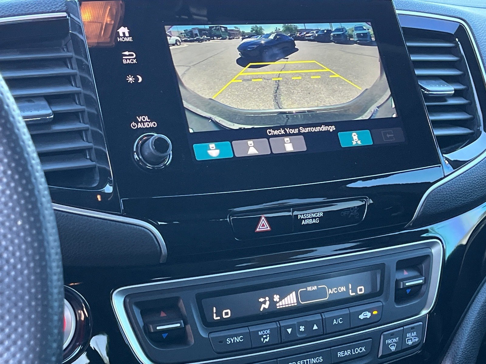 Used 2025 Honda Passport Black Edition image 25