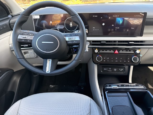 New 2026 Hyundai Tucson Limited AWD/4WD image 18