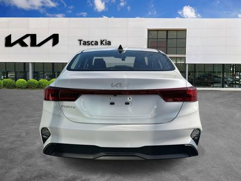 Used 2023 Kia Forte LXS w/ LXS Technology Package image 5