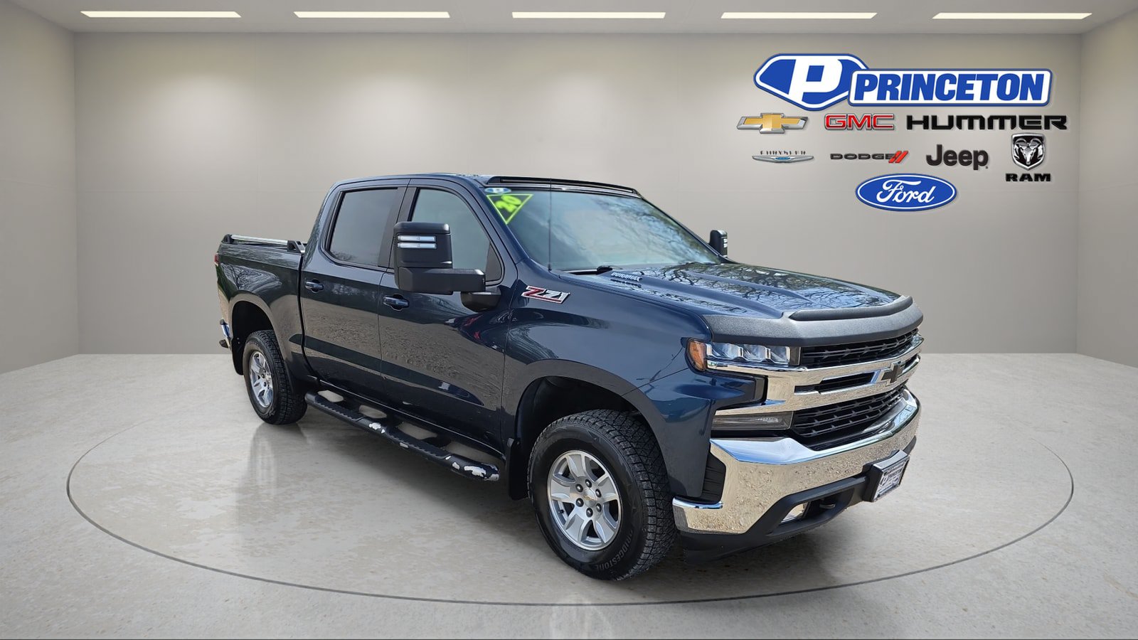 Used 2020 Chevrolet Silverado 1500 LT w/ True North Edition AWD/4WD image 1