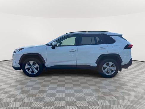 Used 2020 Toyota RAV4 XLE w/ Convenience Package AWD/4WD image 4