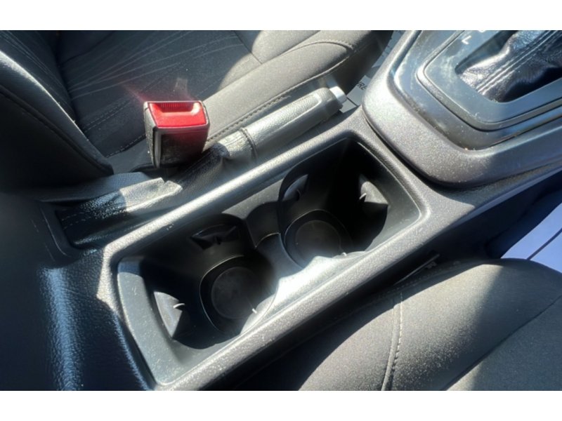 Used 2015 Ford Focus SE FWD image 26
