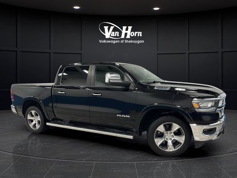 Used 2021 RAM 1500 Laramie AWD/4WD image 1