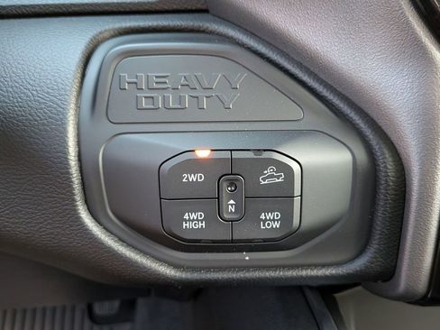 New 2026 RAM 2500 Big Horn AWD/4WD image 20