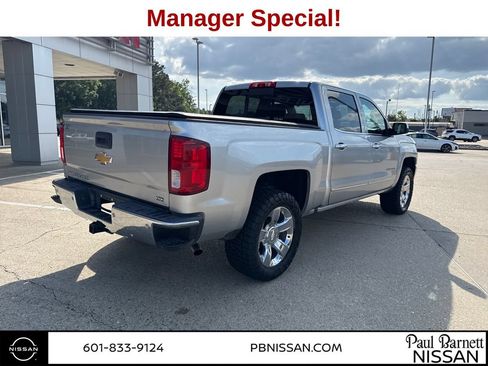 Used 2018 Chevrolet Silverado 1500 LTZ w/ Sport Package AWD/4WD image 8