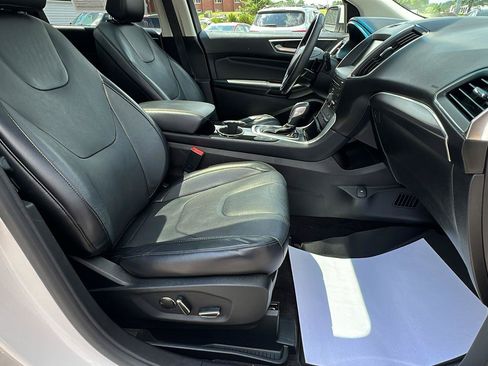 Used 2015 Ford Edge Titanium w/ Equipment Group 302A AWD/4WD image 13
