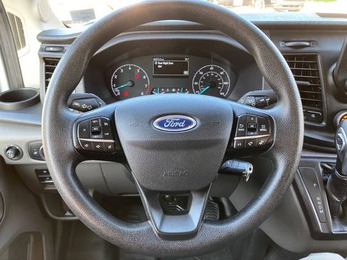 Used 2024 Ford Transit 250 148 Medium Roof RWD image 10