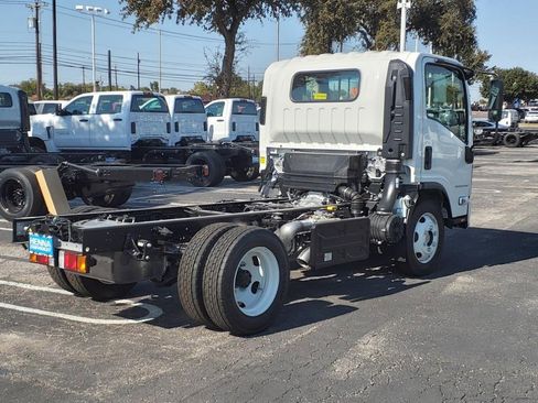 New 2025 Chevrolet Low Cab Forward 5500 XD image 4