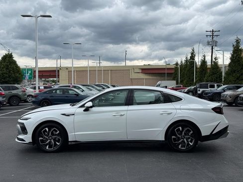 Used 2025 Hyundai Sonata SEL FWD image 8