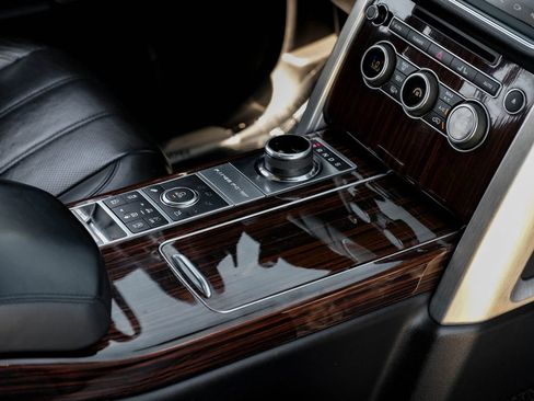 Used 2017 Land Rover Range Rover Supercharged image 23