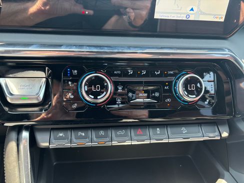 New 2025 GMC Sierra 1500 Denali Ultimate image 16