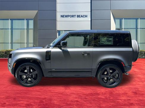 New 2026 Land Rover Defender 90 V8 AWD/4WD image 2