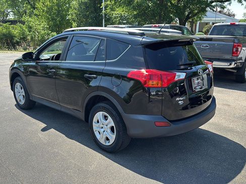 Used 2015 Toyota RAV4 LE FWD image 15