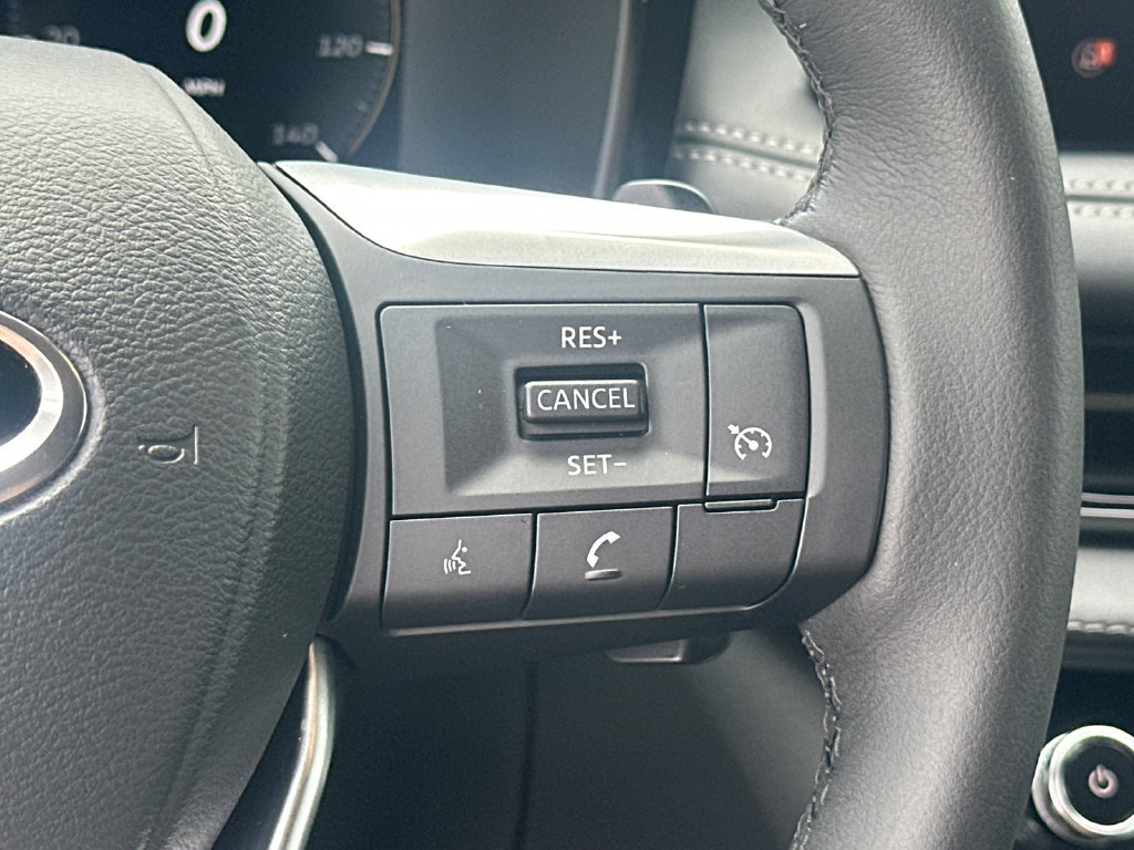 Used 2026 INFINITI QX60 Pure w/ Cargo Package FWD image 26