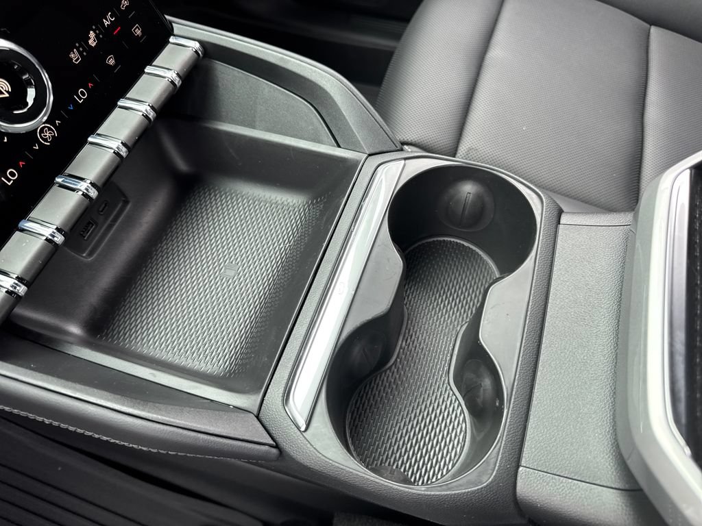 New 2027 GMC Terrain Elevation w/ Elevation Premium Package FWD image 18