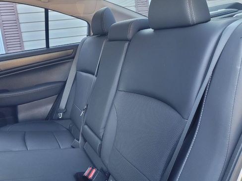 Used 2016 Subaru Legacy 2.5i Limited AWD/4WD image 30