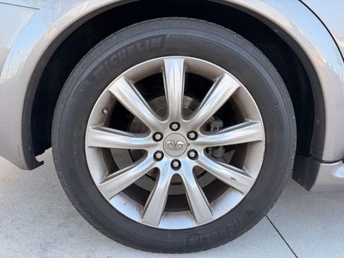 Used 2014 INFINITI QX80 4WD w/ Theater Package image 19