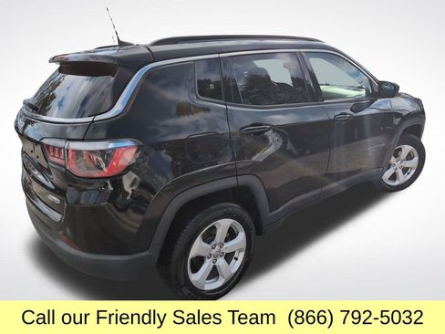 Used 2019 Jeep Compass Latitude w/ Cold Weather Group image 6