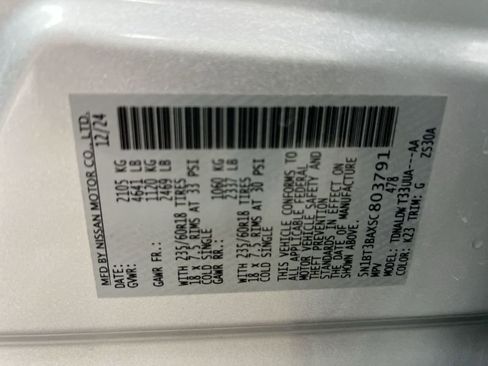 Used 2025 Nissan Rogue SV image 27