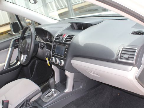 Used 2017 Subaru Forester 2.5i w/ Alloy Wheel Package AWD/4WD image 20