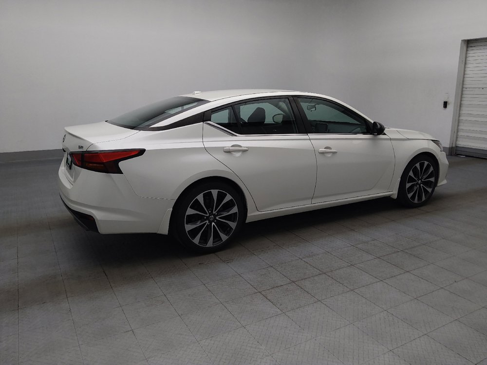 Used 2019 Nissan Altima 2.5 SR FWD image 10