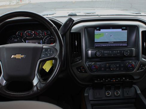 Used 2018 Chevrolet Silverado 2500 LTZ w/ Duramax Plus Package image 20