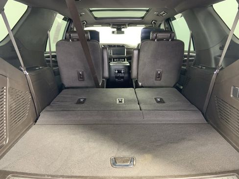 Used 2021 GMC Yukon Denali image 11