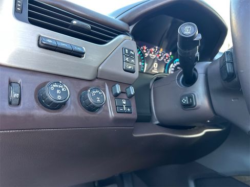 Used 2019 GMC Yukon XL Denali w/ Denali Ultimate Package image 38