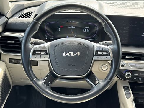 Used 2024 Kia Telluride S w/ S Sunroof Package FWD image 23