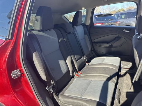 Used 2018 Ford Escape SE AWD/4WD image 19