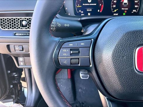 Used 2025 Honda Civic Type R image 11