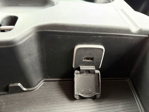 Used 2024 RAM 2500 Big Horn image 27