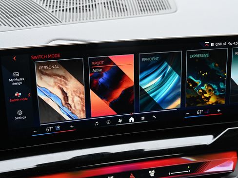 Certified 2024 BMW 540i xDrive image 33