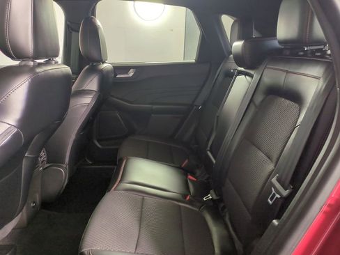 Used 2023 Ford Escape ST-Line Elite image 16