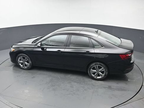 Used 2023 Volkswagen Jetta SE FWD image 37