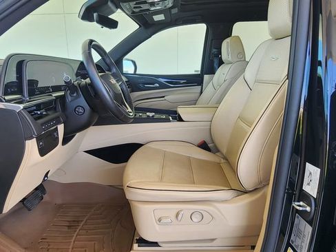 Used 2024 Cadillac Escalade ESV Premium Luxury w/ LPO, Floor Liner Package AWD/4WD image 20