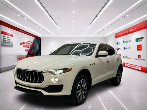 Used 2018 Maserati Levante AWD/4WD image 4